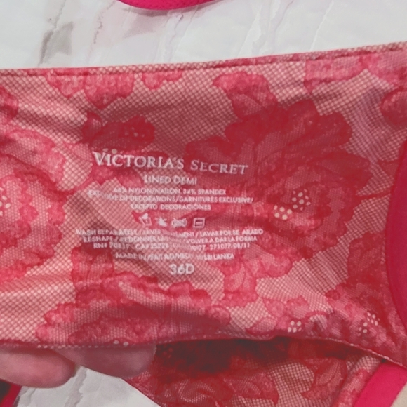 Victoria's Secret, 36D, Uplift, Lined Demi, Pink Floral with jewels - Picture 4 of 5
